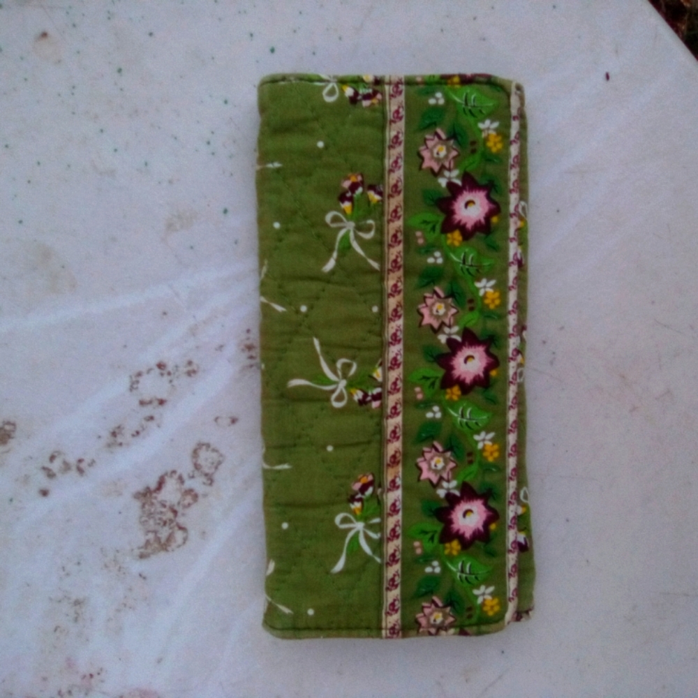 Green Vera Bradley Quilted Wallet